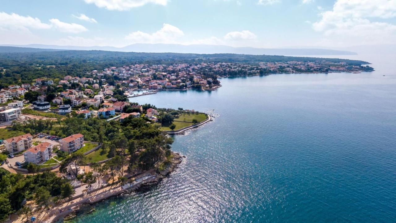 Apartments Elle Luxury Vantacici Малинська Екстер'єр фото