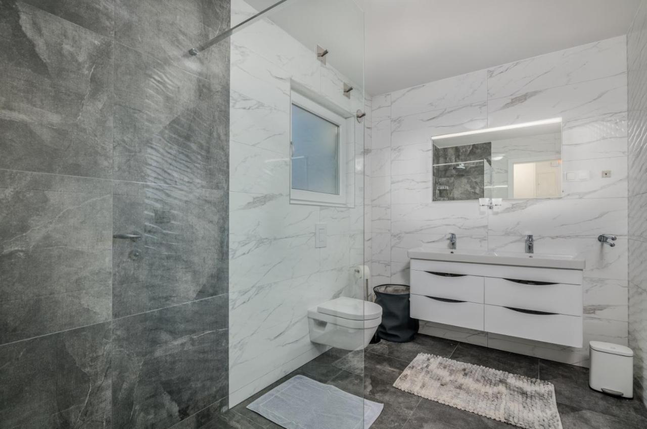 Apartments Elle Luxury Vantacici Малинська Екстер'єр фото