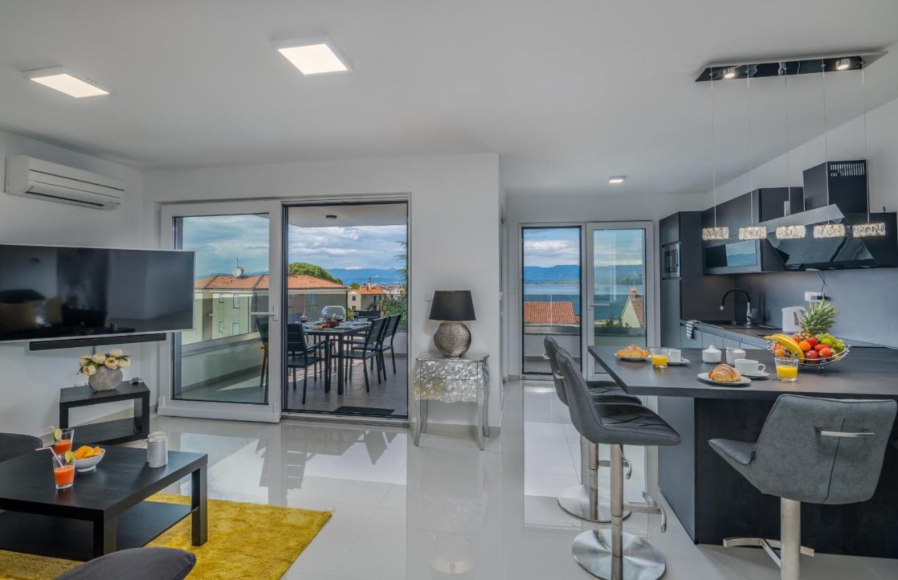 Apartments Elle Luxury Vantacici Малинська Екстер'єр фото