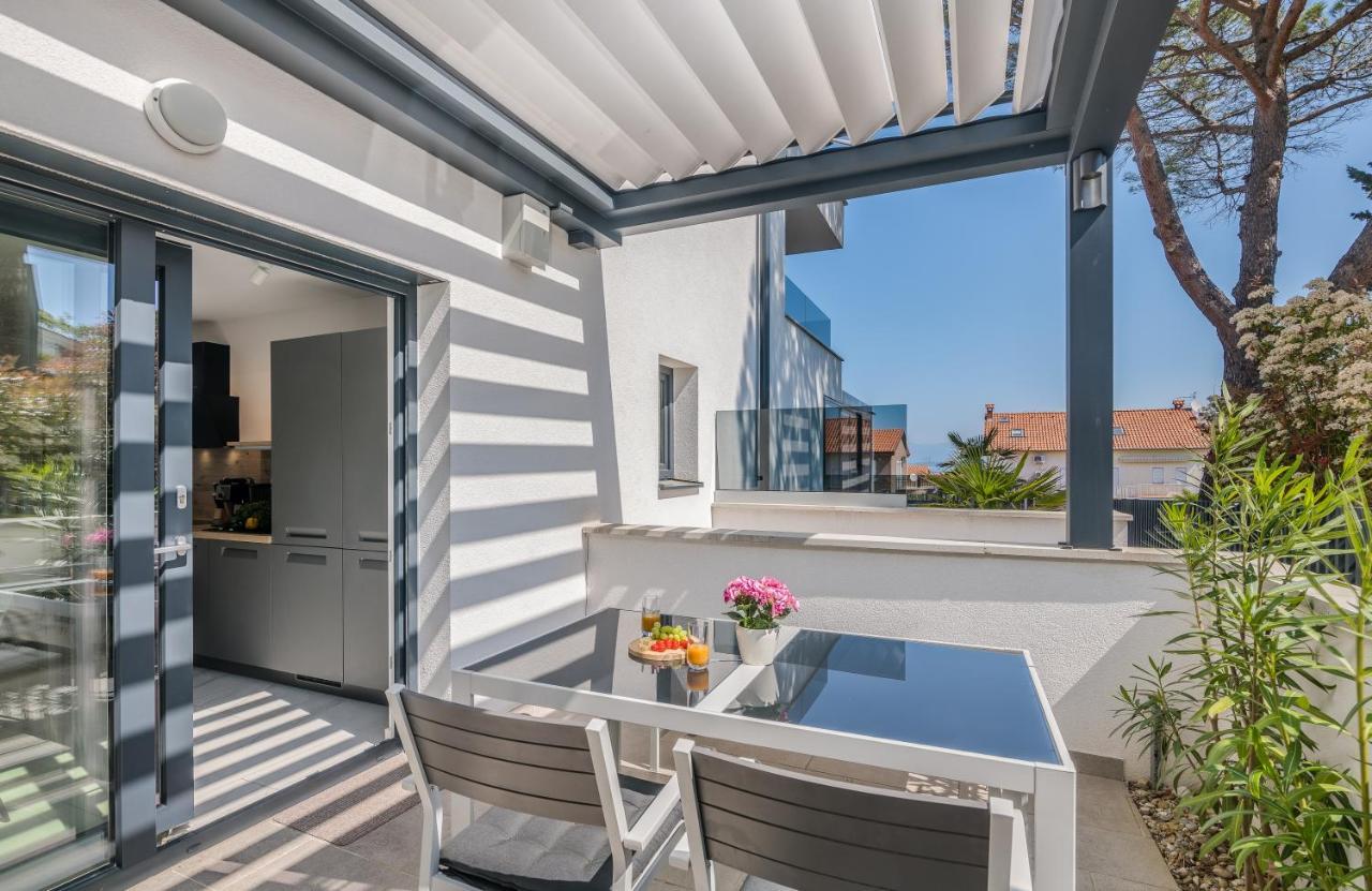 Apartments Elle Luxury Vantacici Малинська Екстер'єр фото