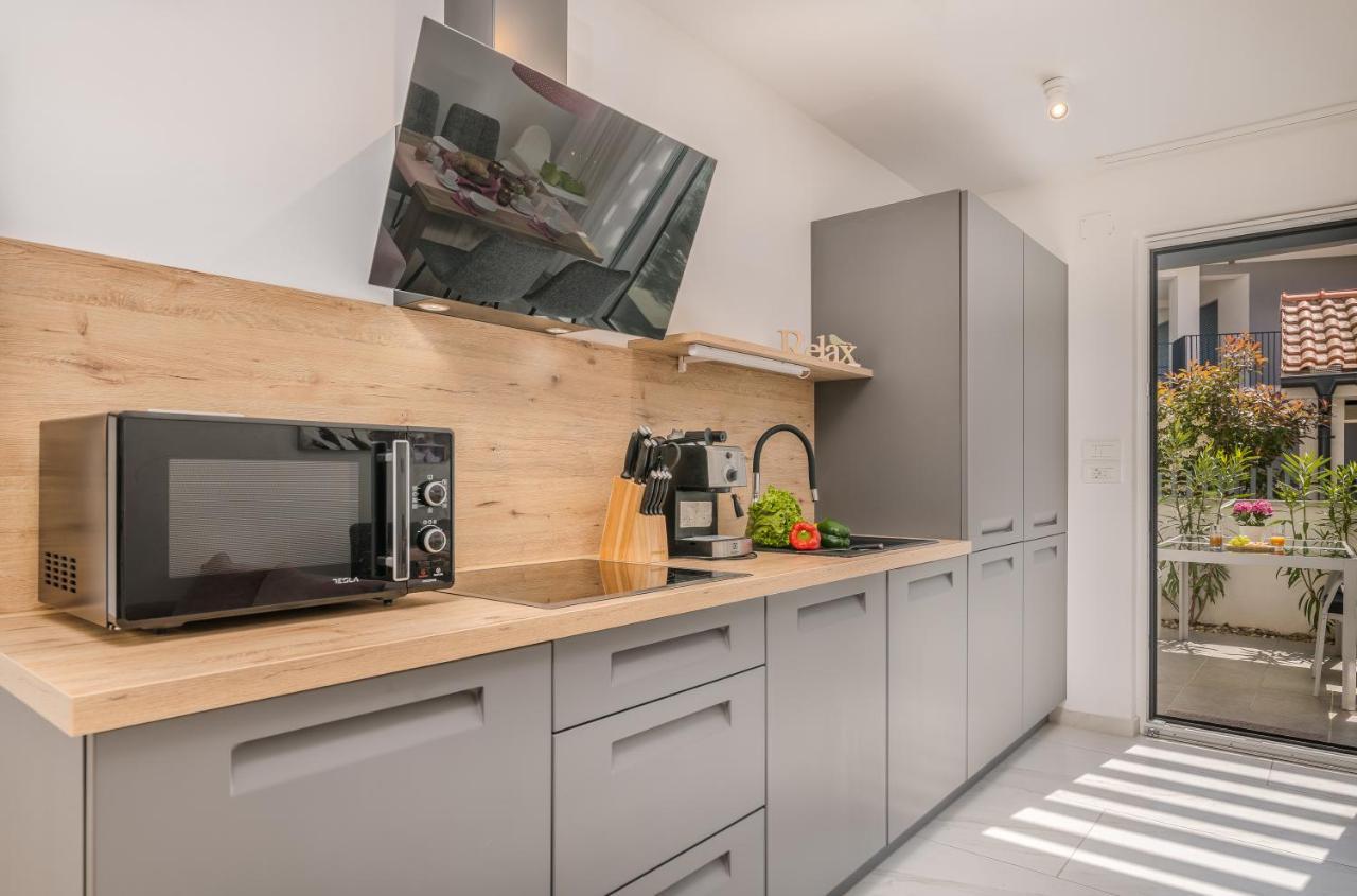 Apartments Elle Luxury Vantacici Малинська Екстер'єр фото